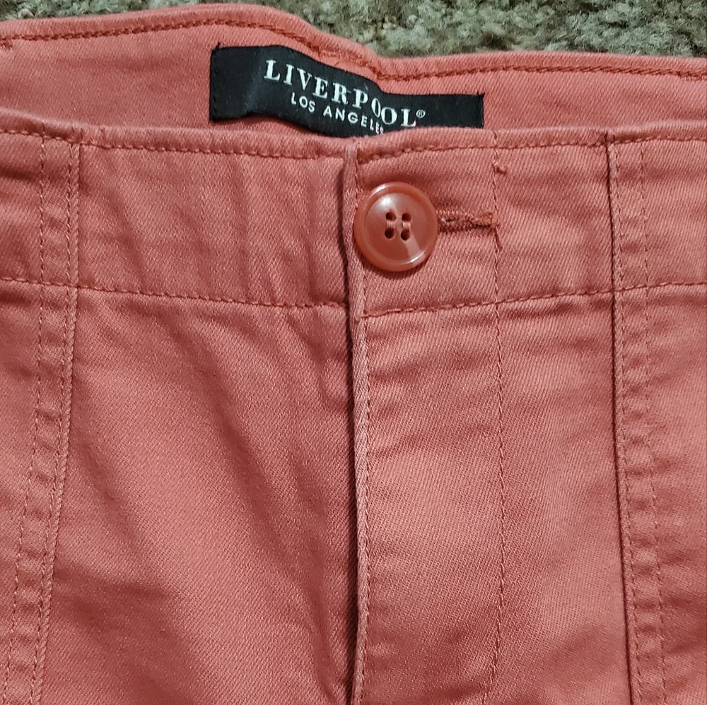 Liverpool Women's Shorts - Picture 3 of 7